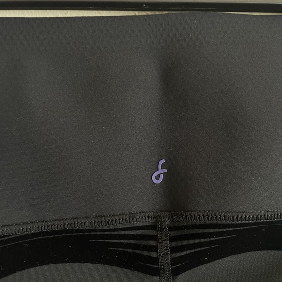 Fanka Body Sculpt Side Pocket Leggings Full Length - Picture 10 of 10